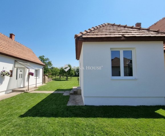 Eladó családi ház, Pákozdon 49 M Ft, 1 szobás
