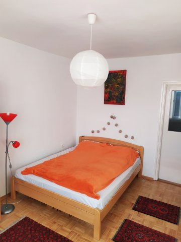 Eladó téglalakás, Budapesten, III. kerületben, Viador utcában