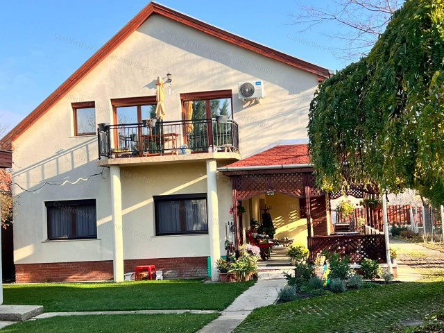 Eladó családi ház, Fóton 110 M Ft, 3 szobás