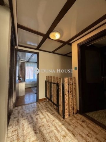 Eladó családi ház, Vecsésen 71.5 M Ft, 3 szobás