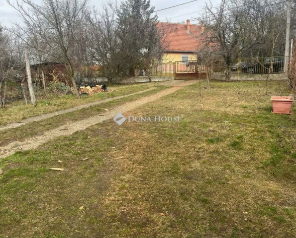 Eladó telek, Telkin 129.9 M Ft / költözzbe.hu