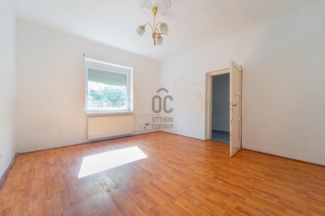 Eladó családi ház, Budapesten, X. kerületben 89.4 M Ft, 3 szobás