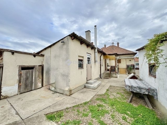 Eladó családi ház, Üllőn 91.9 M Ft, 4 szobás