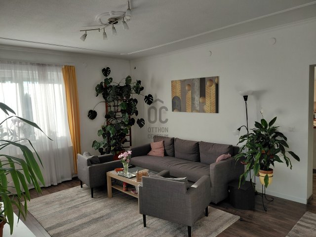 Eladó családi ház, Budapesten, XVI. kerületben 220 M Ft