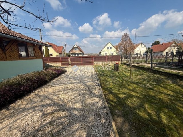 Eladó családi ház, Drávaszabolcsban 44.9 M Ft, 4 szobás