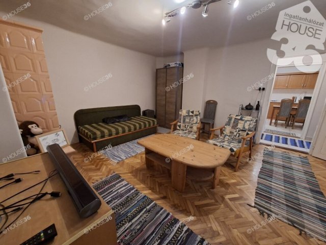 Eladó téglalakás, Kiskunfélegyházán 42 M Ft, 2 szobás