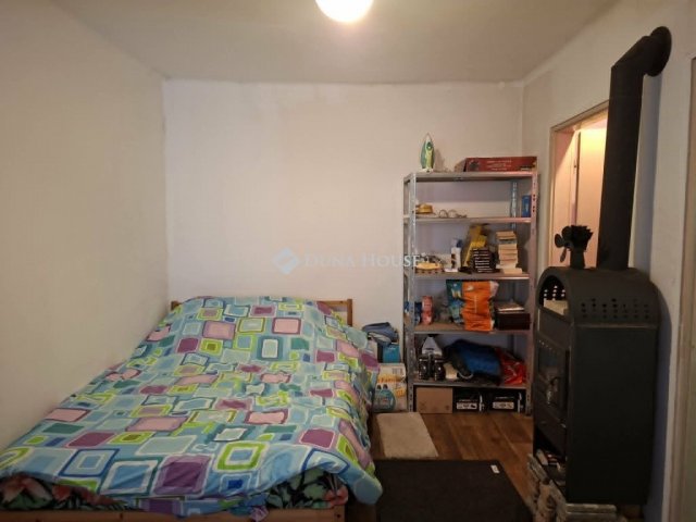 Eladó családi ház, Madarason 13 M Ft, 3 szobás