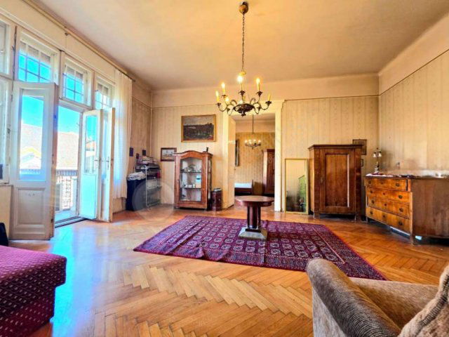 Eladó téglalakás, Budapesten, VII. kerületben, Damjanich utcában