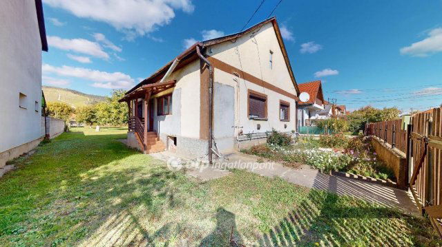 Eladó családi ház, Tokajban 39 M Ft, 2+1 szobás