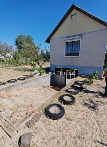 Eladó mezogazdasagi ingatlan, Csemőn 10 M Ft, 1 szobás