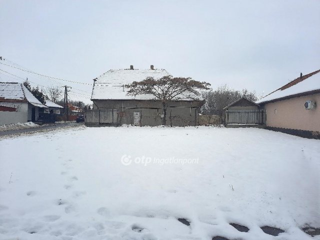 Eladó telek, Pilisen 15.85 M Ft / költözzbe.hu