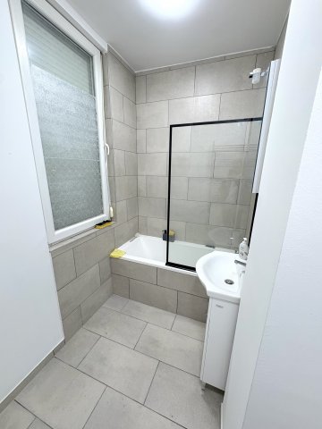 Eladó téglalakás, Budapesten, XVI. kerületben, Olga utcában