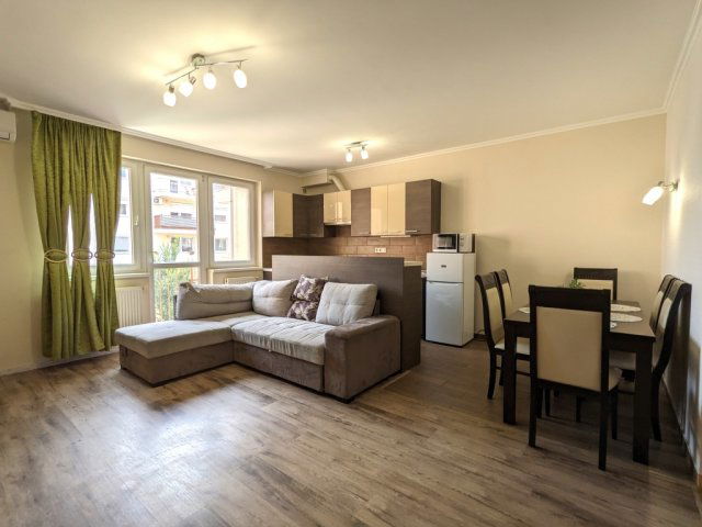 Kiadó téglalakás, albérlet, Debrecenben 250 E Ft / hó, 3 szobás