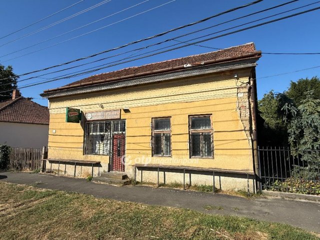 Eladó családi ház, Tokajban 21.9 M Ft, 3 szobás