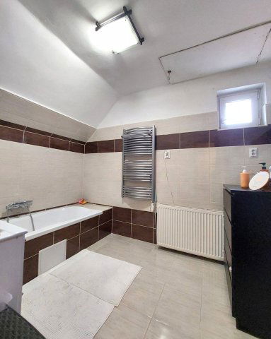 Eladó családi ház, Szigetszentmiklóson 139.9 M Ft, 4 szobás