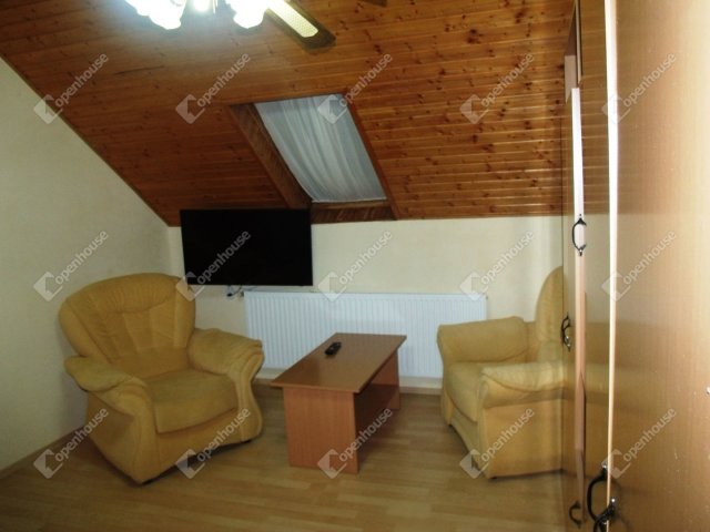 Kiadó téglalakás, albérlet, Pacsán 120 E Ft / hó, 1 szobás
