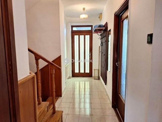 Eladó családi ház, Kecskeméten 83.9 M Ft, 4 szobás