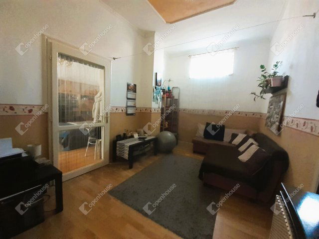 Eladó családi ház, Debrecenben 37 M Ft, 2 szobás