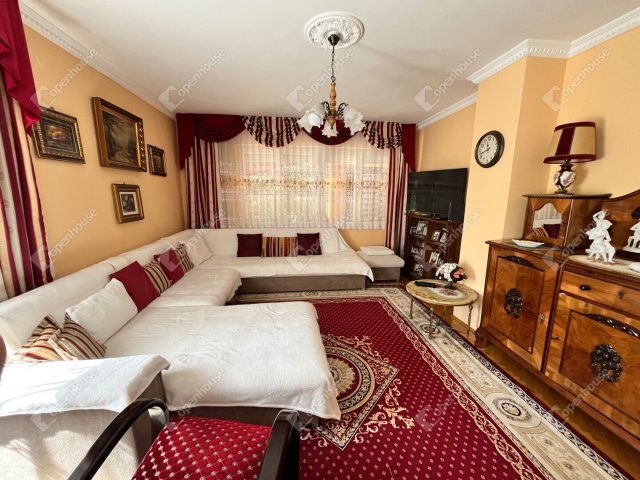 Eladó családi ház, Miskolcon 79.9 M Ft, 5 szobás