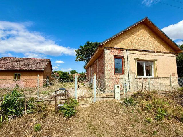 Eladó családi ház, Újszilváson 34.9 M Ft, 3 szobás