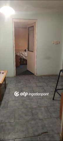 Eladó családi ház, Tiszaföldváron 21 M Ft, 2 szobás