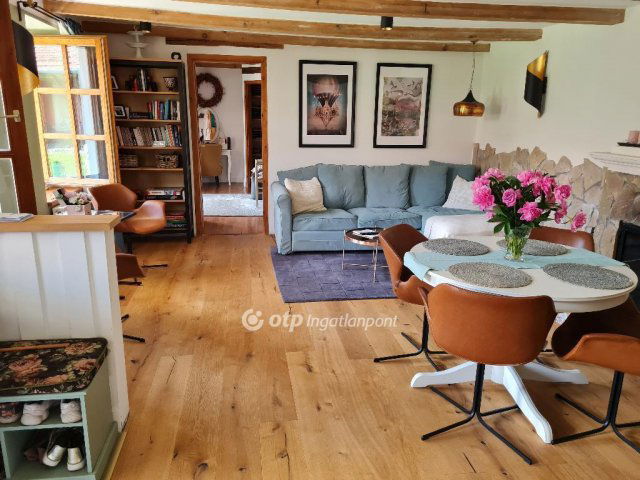 Eladó családi ház, Kisorosziban 102 M Ft, 4 szobás