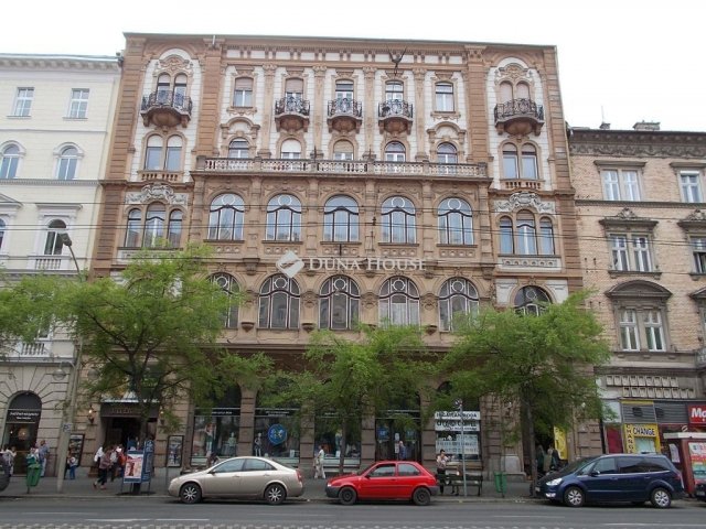 Eladó téglalakás, Budapesten, VI. kerületben 314.9 M Ft