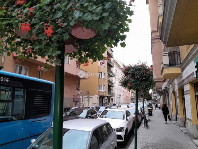 Eladó üzlethelyiség, Budapesten, XIII. kerületben 60 M Ft