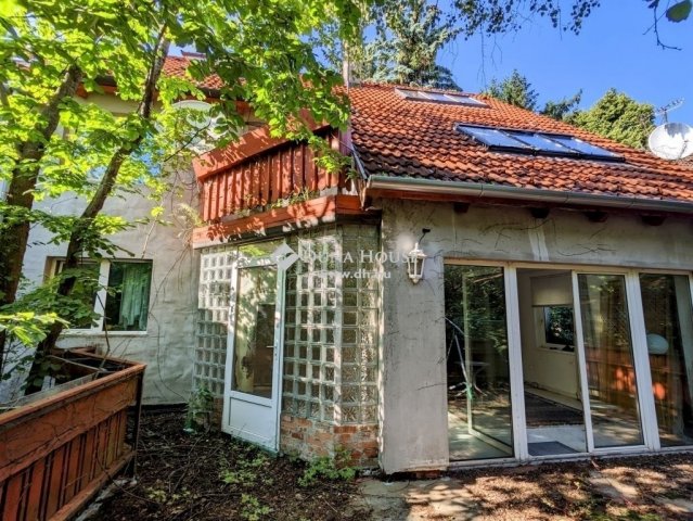 Eladó ikerház, Pilisszentkereszten 84.9 M Ft, 8 szobás