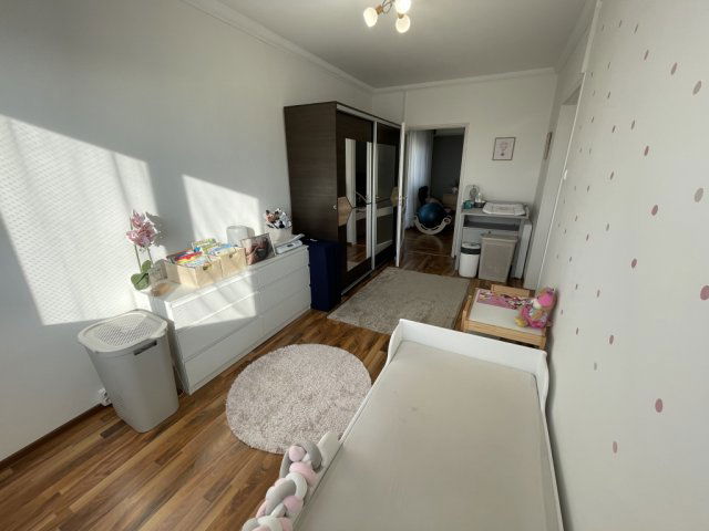 Eladó panellakás, Szegeden 65.2 M Ft, 3 szobás