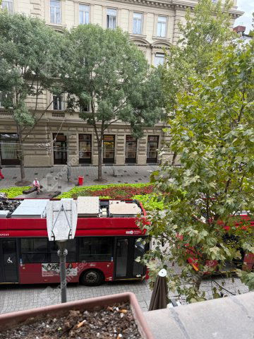 Eladó téglalakás, Budapesten, VI. kerületben 135.55 M Ft