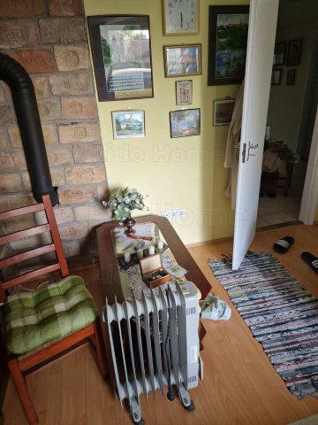 Eladó nyaraló, Balatonfüreden 79 M Ft, 2 szobás