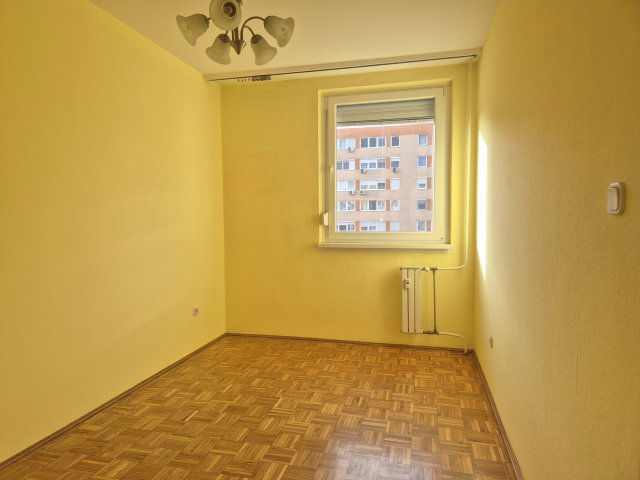 Eladó panellakás, Budapesten, XIV. kerületben, Gvadányi utcában