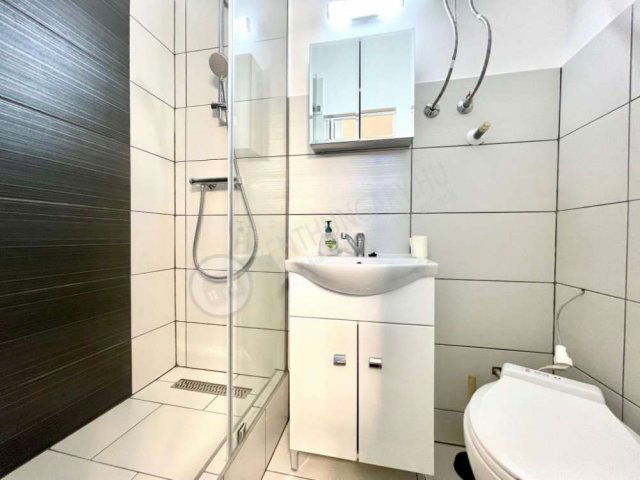 Kiadó téglalakás, albérlet, VII. kerületben, Garay utcában