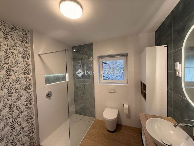 Kiadó téglalakás, albérlet, Pécsett 578 E Ft / hó, 4 szobás