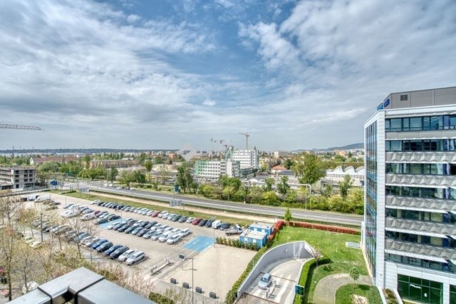 Eladó téglalakás, Budapesten, XI. kerületben 79 M Ft, 2 szobás