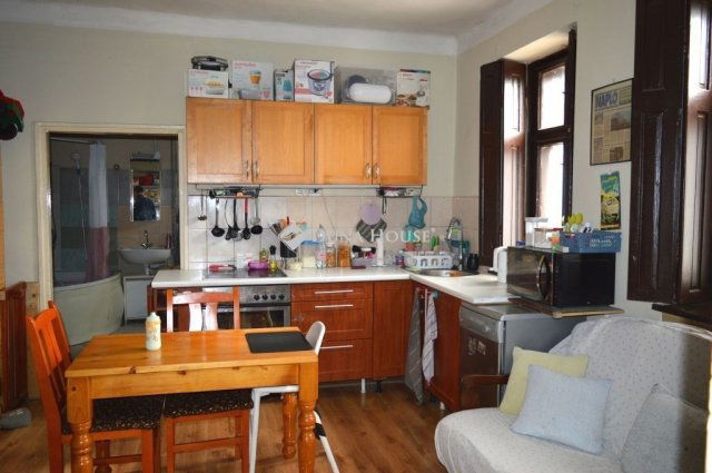 Eladó családi ház, Debrecenben 85 M Ft, 5 szobás