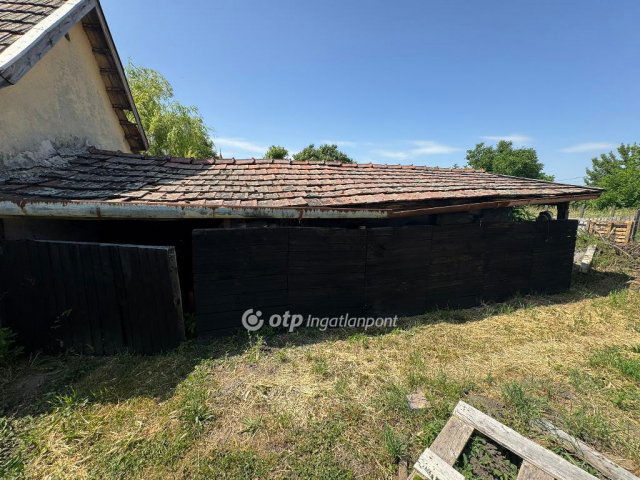Eladó családi ház, Pusztamonostoron 26 M Ft, 2 szobás