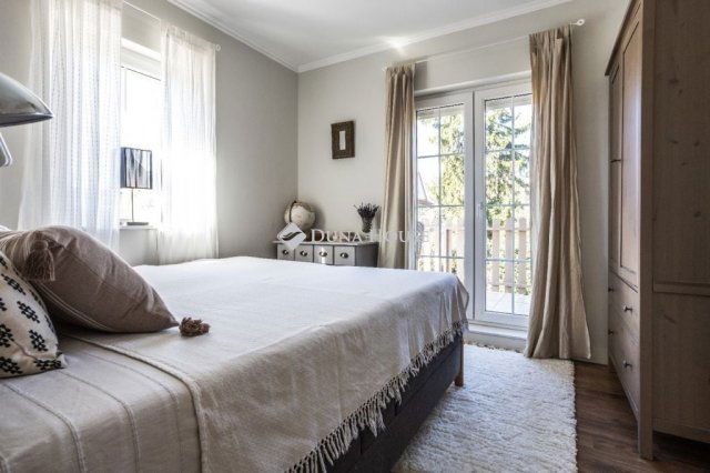 Kiadó téglalakás, albérlet, Pécsett 400 E Ft / hó, 4 szobás