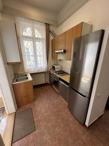 Eladó téglalakás, Budapesten, VI. kerületben 139 M Ft, 4 szobás