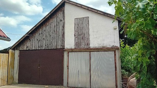 Eladó családi ház, Röszkén 100 M Ft, 2 szobás