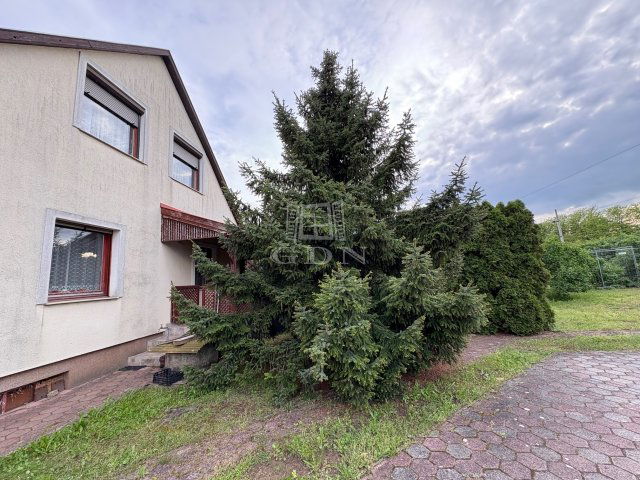 Eladó családi ház, Veresegyházon 109.9 M Ft, 5 szobás