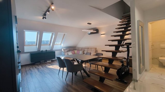 Eladó téglalakás, Győrött 55 M Ft, 3 szobás