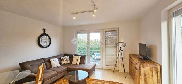 Kiadó téglalakás, albérlet, Szombathelyen 220 E Ft / hó