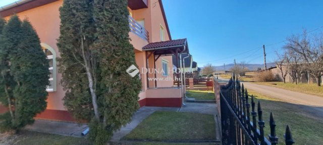 Eladó családi ház, Cereden 52 M Ft, 7 szobás