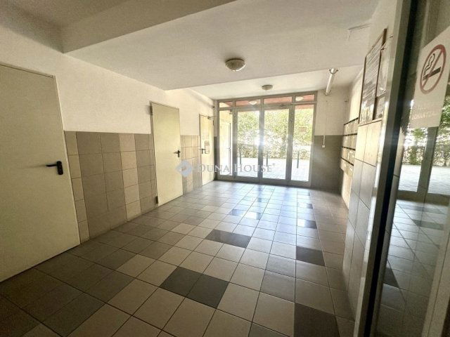 Eladó téglalakás, Budapesten, III. kerületben 100 M Ft, 4 szobás