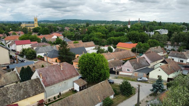 Eladó ikerház, Fóton 44 M Ft, 2 szobás / költözzbe.hu