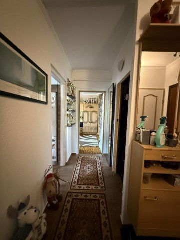 Eladó panellakás, Budapesten, III. kerületben 66.9 M Ft, 2 szobás