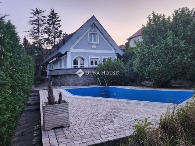 Eladó családi ház, Tihanyban 599 M Ft, 4 szobás