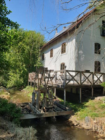 Eladó hotel, Lesencetomajon 351.9 M Ft / költözzbe.hu